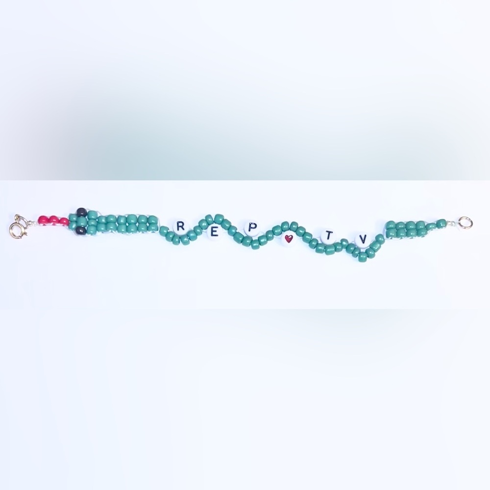 Taylor Swift Rep TV Snake Beaded Friendship Bracelet